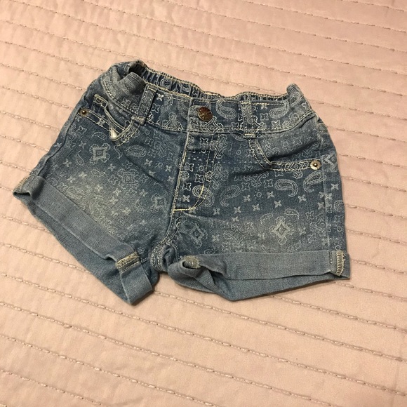 Crazy 8 Denim Shorts - Picture 1 of 3
